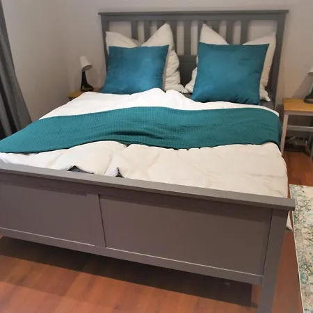 Mill Valley Apartment *